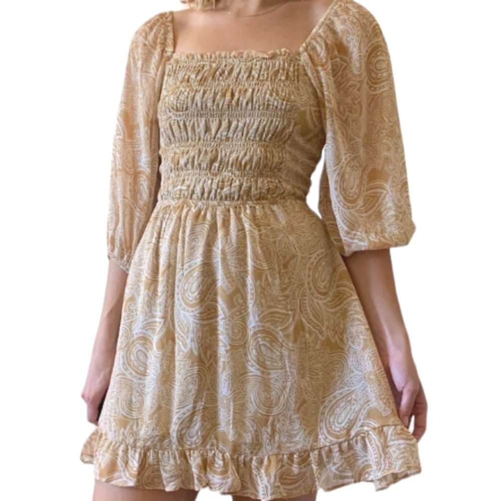 Sienna Sky smock ruffle mini dress. Tan paisley size Large